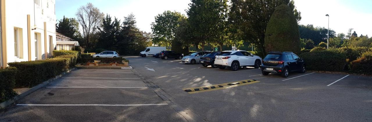 Hotel La Berangere Perouges Bagian luar foto
