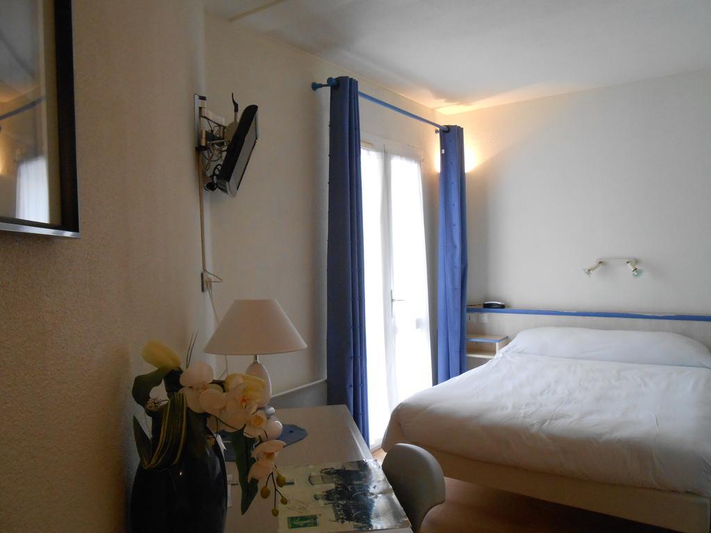 Hotel La Berangere Perouges Bagian luar foto
